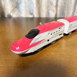 Mô hình tàu điện Takara Tomy ES-03 E6 Shinkansen Komachi chạy pin loại to (Box)