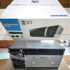 Lò vi sóng có nướng Samsung MG23K3515AS/SV dung tích 23 Lít, sản xuất Malaysia