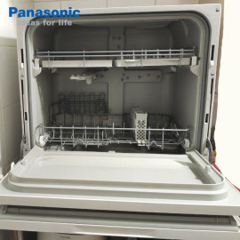 Máy rửa bát để bàn Panasonic NP-TH1WEVN có chức năng sấy khô