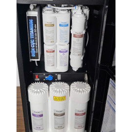 Máy lọc nước Hydrogen ion Kiềm nóng lạnh Funiki FP605A, 13 lõi