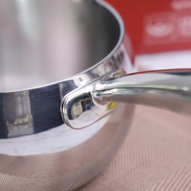 Quánh inox 304 đúc liền khối Seka 14cm SKM3844 xuất Nhật