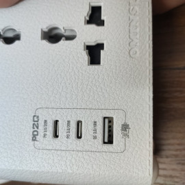 Ổ cắm điện đa năng kiêm Sạc nhanh 3 USB PD 20W Ominsu OS01 2500W
