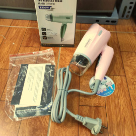 Máy sấy tóc mini gấp gọn Koreno Thái Lan KN-516 công suất 1300W