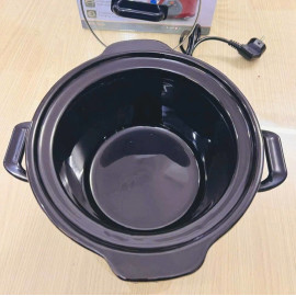 Nồi nấu chậm, kho cá, ninh xương Koreno Thái Lan 2.5L KN-825