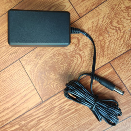 Bộ sạc Pin Quạt tích điện Koreno - Korichi Thái Lan chính hãng, bảo hành 6 tháng