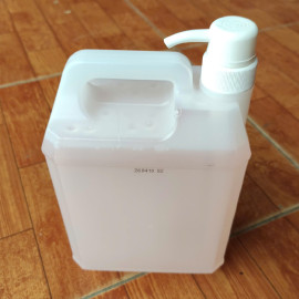 Nước rửa chén WAI Rookie-V 2L Nhật Bản có vòi nhấn - Hương bưởi