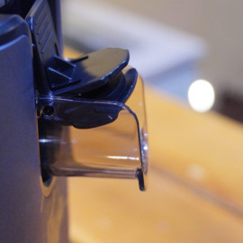 Máy ép chậm Kalpen Đức J7 công suất 300W, bảo hành 24 tháng