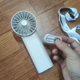 Quạt tích điện cầm tay 100 tốc độ gió Kalpen AR305 pin sạc 3600mAh