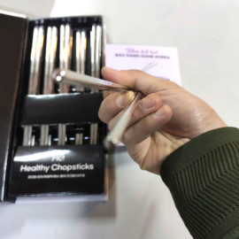 Bộ 10 đôi đũa ăn inox 316 hoa văn chống trơn trượt Gume Hàn Quốc