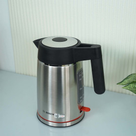 Ấm đun siêu tốc inox Bosch TWK6M480 dung tích 1.7l, công suất 2400W hàng Đức