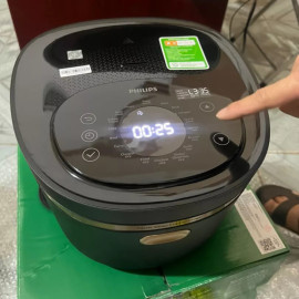 Nồi cơm điện cao tần Philips HD4539/62 dung tích 1.5L công suát 1250W