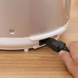 Nồi cơm điện Panasonic dung tích 1.8 lít SR-MVN187 bảo hành 12 tháng