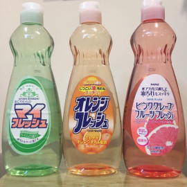 Chai nước rửa chén bát hương hoa quả 600ml Rocket nội địa Nhật Bản