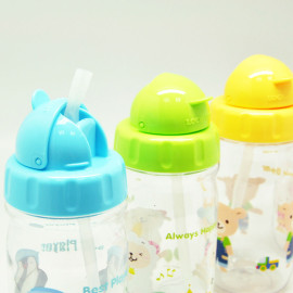 Bình nước trẻ em 