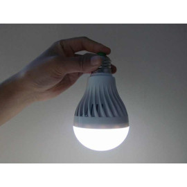 Bóng đèn LED tích điện 9w E27-220v 201509