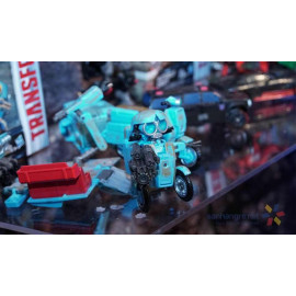 Robot biến hình xe máy Transformers The Last Knight - Autobot Sqweeks