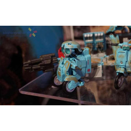 Robot biến hình xe máy Transformers The Last Knight - Autobot Sqweeks