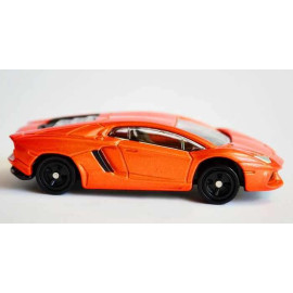 Siêu xe ô tô mô hình Tomica Lamborghini Aventador