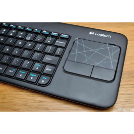 Bàn phím kiêm bàn rê Logitech K400r không dây