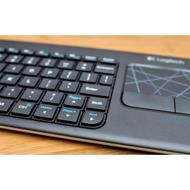 Bàn phím kiêm bàn rê Logitech K400r không dây