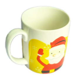Cốc sứ Hàn Quốc có quai hình Merry Christmas (Ông già Noel)