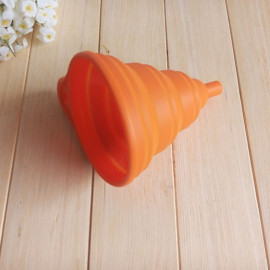 Phễu rót nước Silicon thu gọn TS.1504 hàng Nhật màu cam
