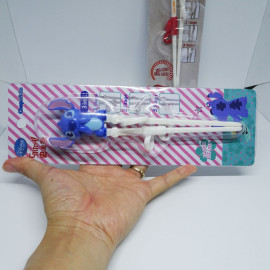 Đũa tập ăn 3D cho bé Disney Monsters - Stitch