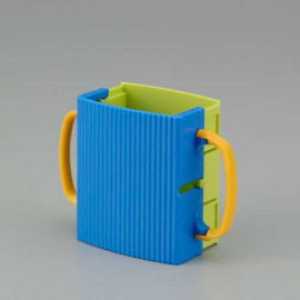 Giá để hộp sữa cầm tay cho bé Inomata hàng Nhật - Xanh