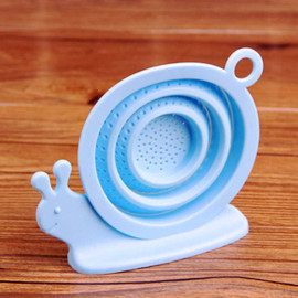 Lọc trà Silicon hình ốc sên KM-1351 hàng Nhật (Xanh biển)