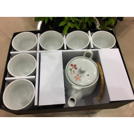 Bộ bình và 6 tách trà sứ hoa cương Lock&lock SLH190S01 (Tặng lưới lọc trà Inox)