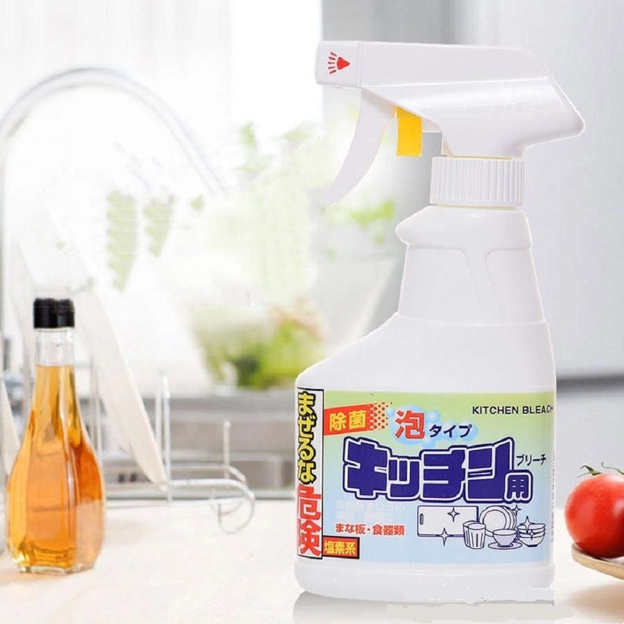 Chai xịt tẩy rửa đồ dùng nhà bếp Rocket Soap Japan 300ml