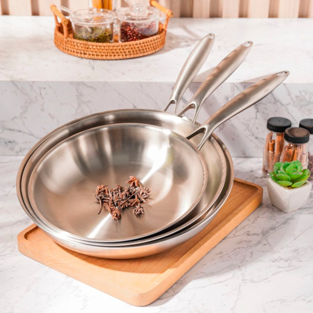 Chảo sâu lòng Inox 3 lớp đúc liền khối Makeup Uni Clad Kimscook 30cm