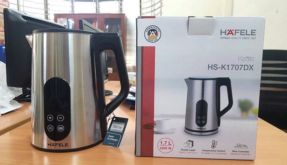 Ấm đun nước siêu tốc 1.7L Inox 304 Hafele HS-K1707DX