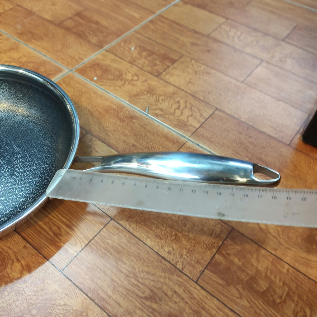 Chảo Inox 304 đúc liền chống dính Blackcube Kimscook Make Up 22cm