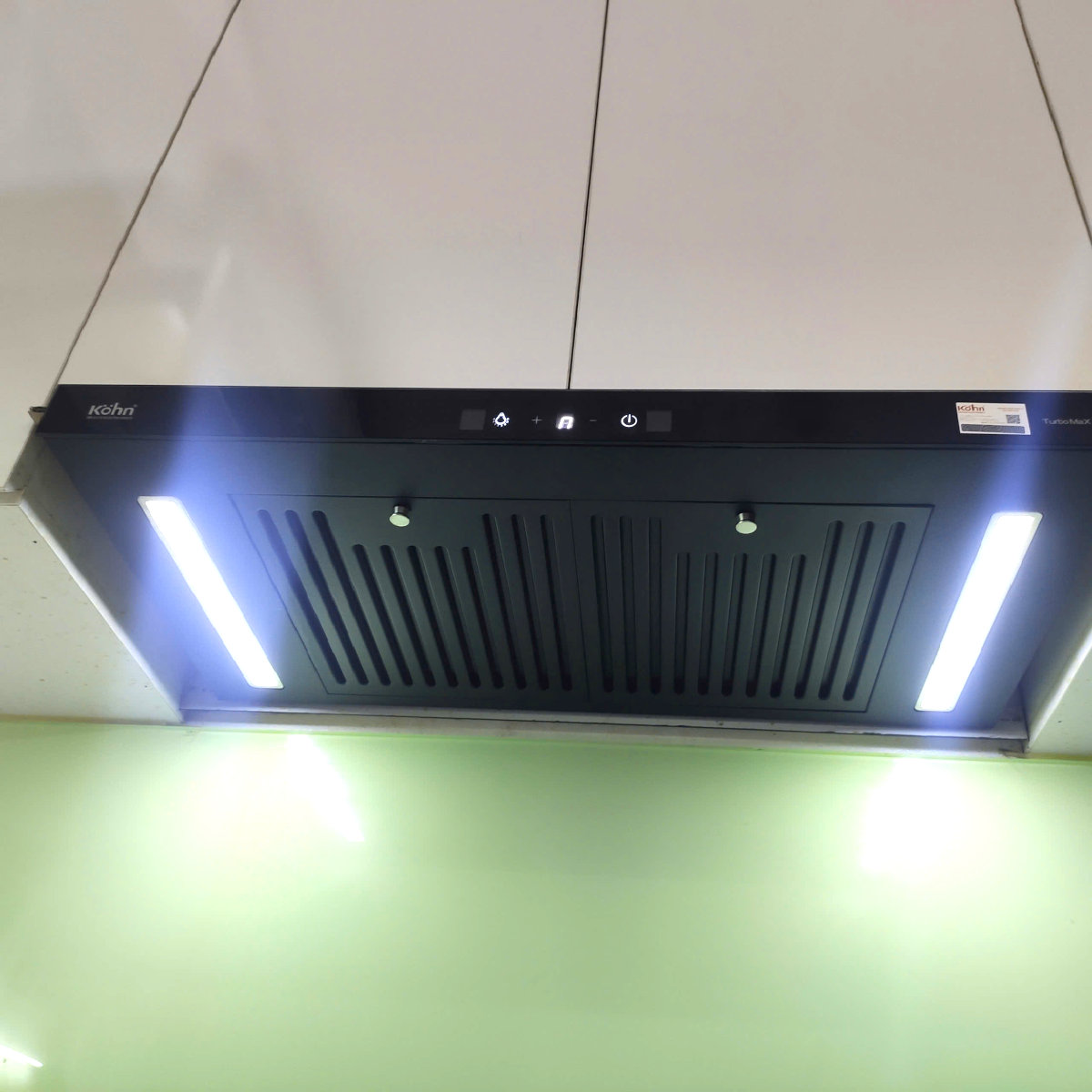 Máy hút mùi Kohn KB3 Turbo Max điều khiển cảm ứng, bảo hành 2 năm