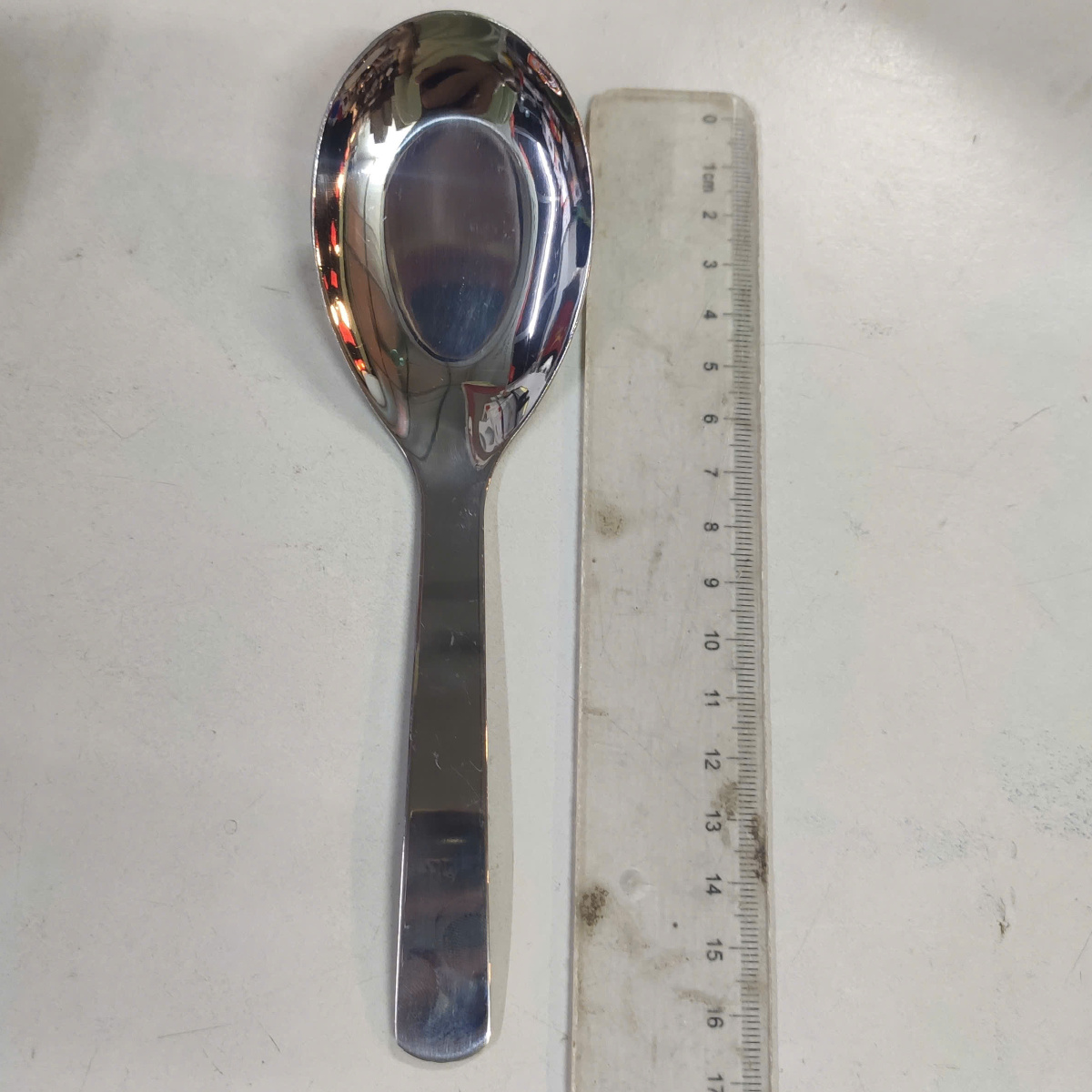 Thìa phở inox cao cấp S60613 dài 16.5x4.6cm đáy phẳng