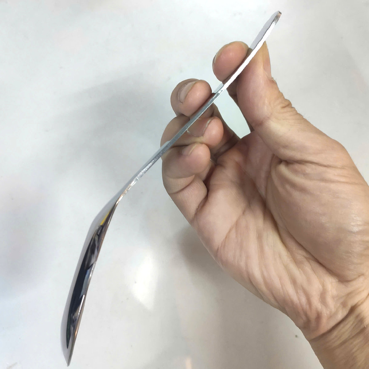 Thìa phở Stanless Steel D001 dài 18cmx4,5cm đáy phẳng