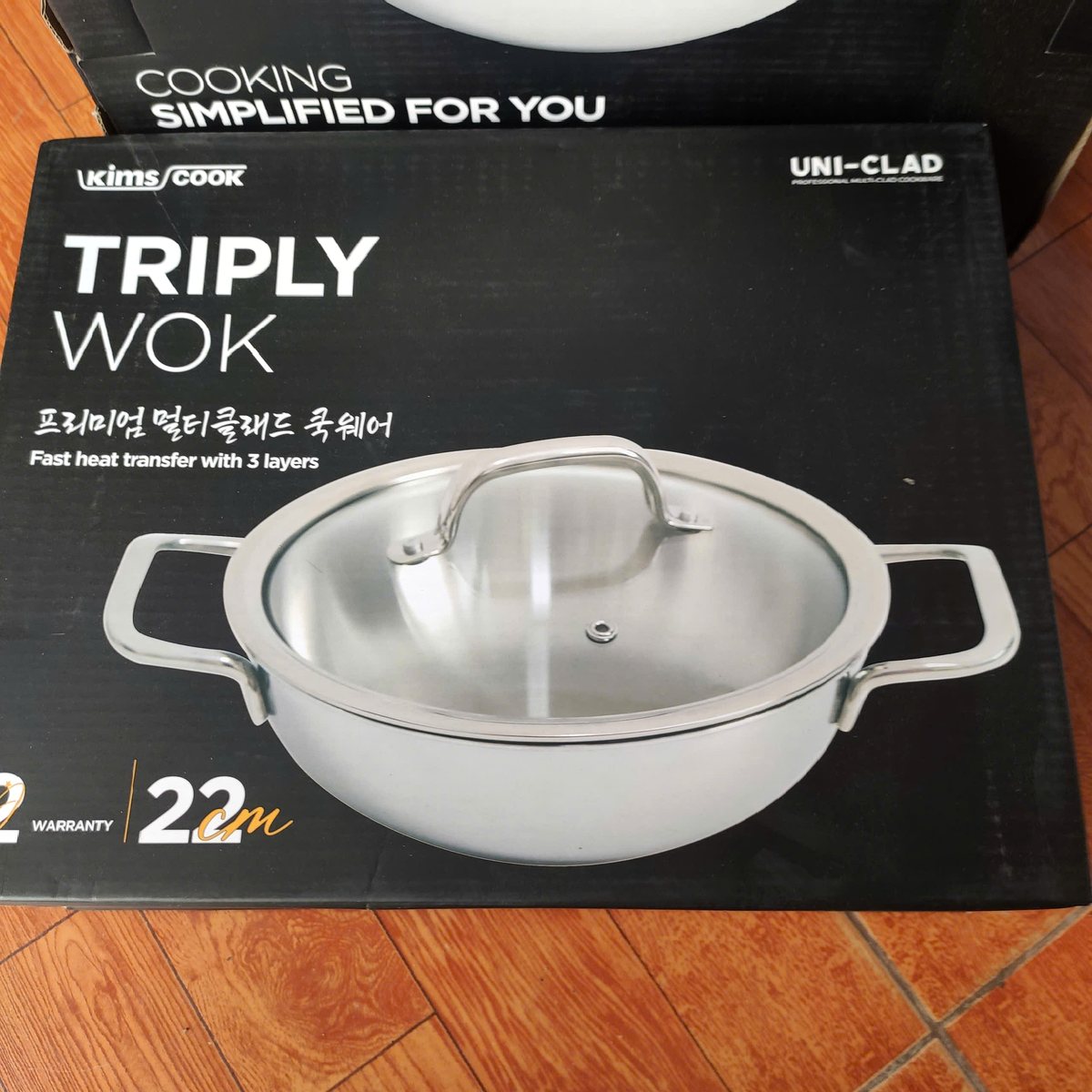 Chảo Inox 304 đúc liền 3 lớp 2 quai Kimscook Uni-Clad vung kính
