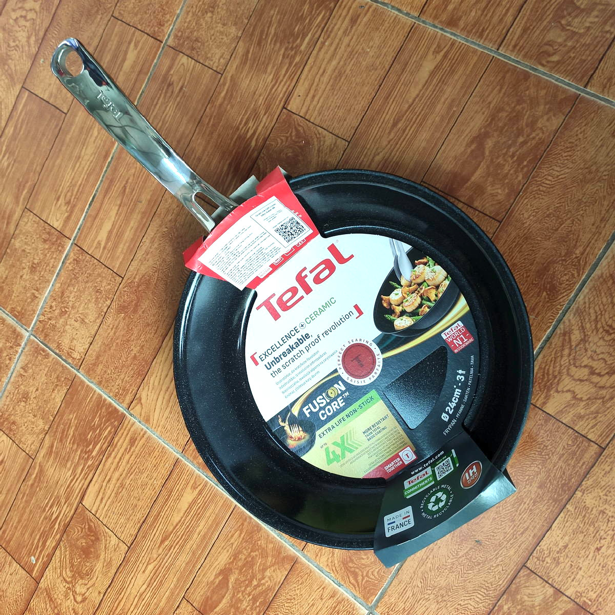 Chảo chống dính Tefal Excellence+ Ceramic Fusion Core 24cm G2150423