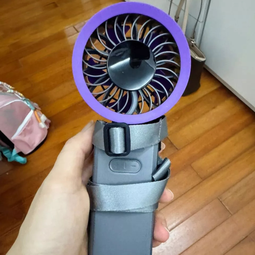 Quạt tích điện cầm tay USB Tiross TS3422