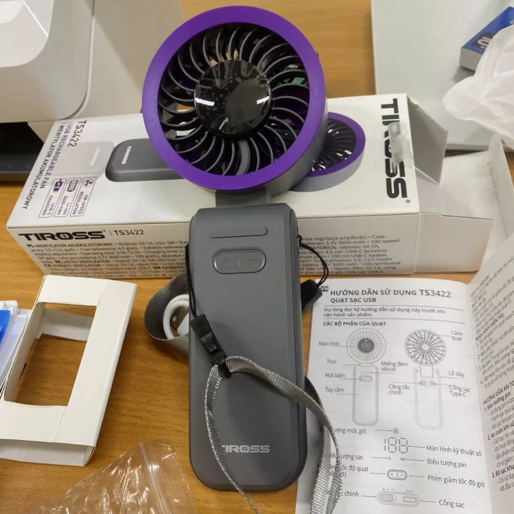 Quạt tích điện cầm tay USB Tiross TS3422