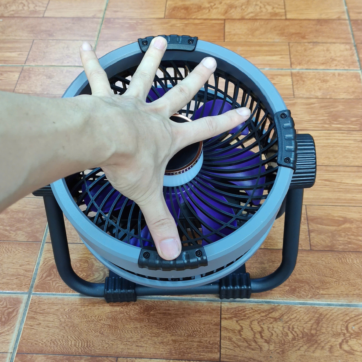 Quạt tích điện tuần hoàn không khí Tiross TS2285