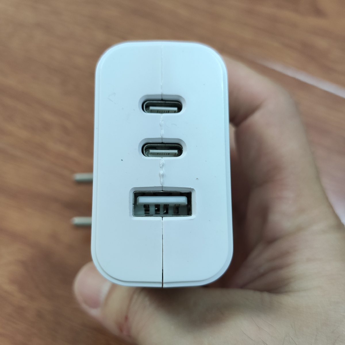 Củ sạc nhanh đa năng Ominsu PD 20W