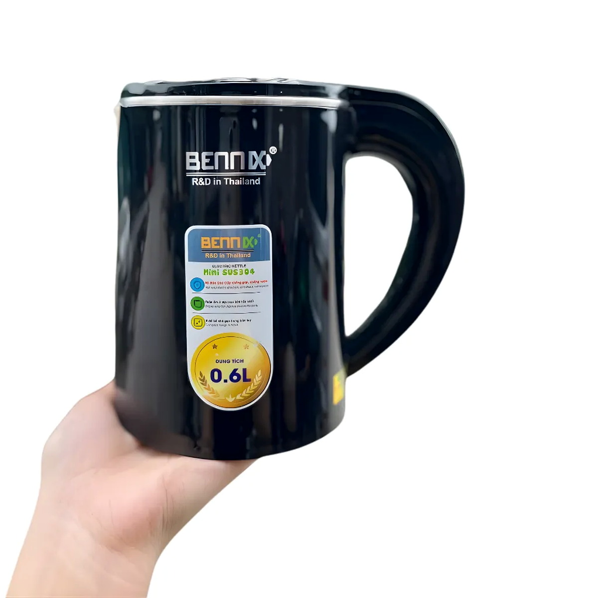 Ấm siêu tốc Inox 304 min 0.6L Bennix BN-006EK 650W