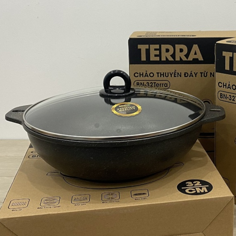 Chảo lẩu vân đá đúc 3 lớp đa năng TERRA Bennix Thái Lan 32cm vung kính