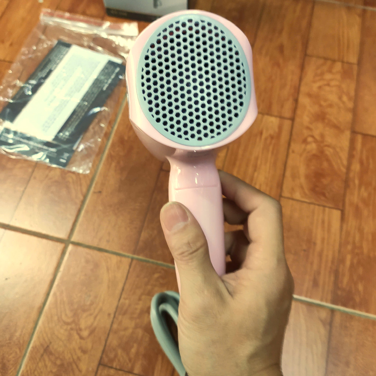 Máy sấy tóc mini gấp gọn Koreno Thái Lan KN-516 công suất 1300W