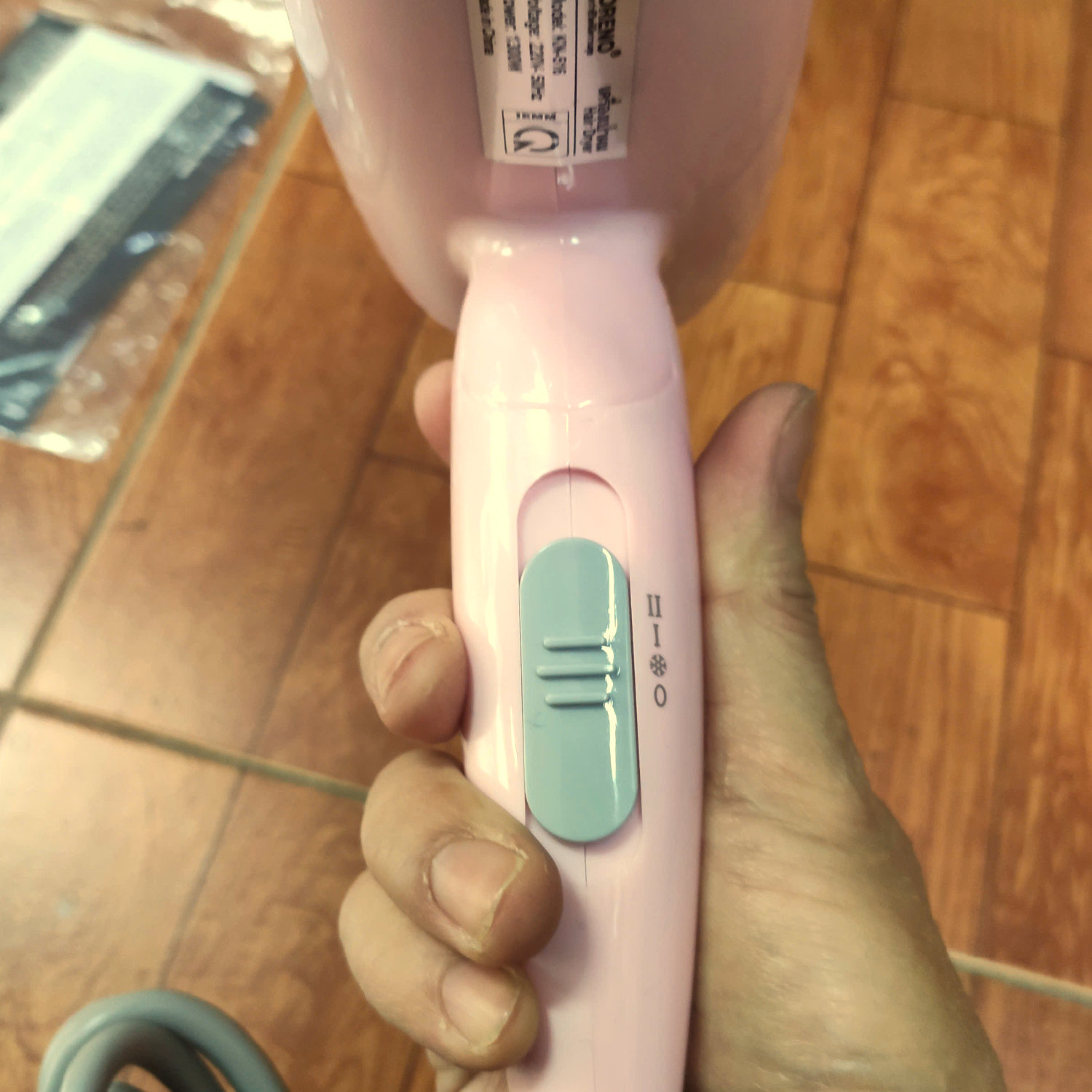 Máy sấy tóc mini gấp gọn Koreno Thái Lan KN-516 công suất 1300W