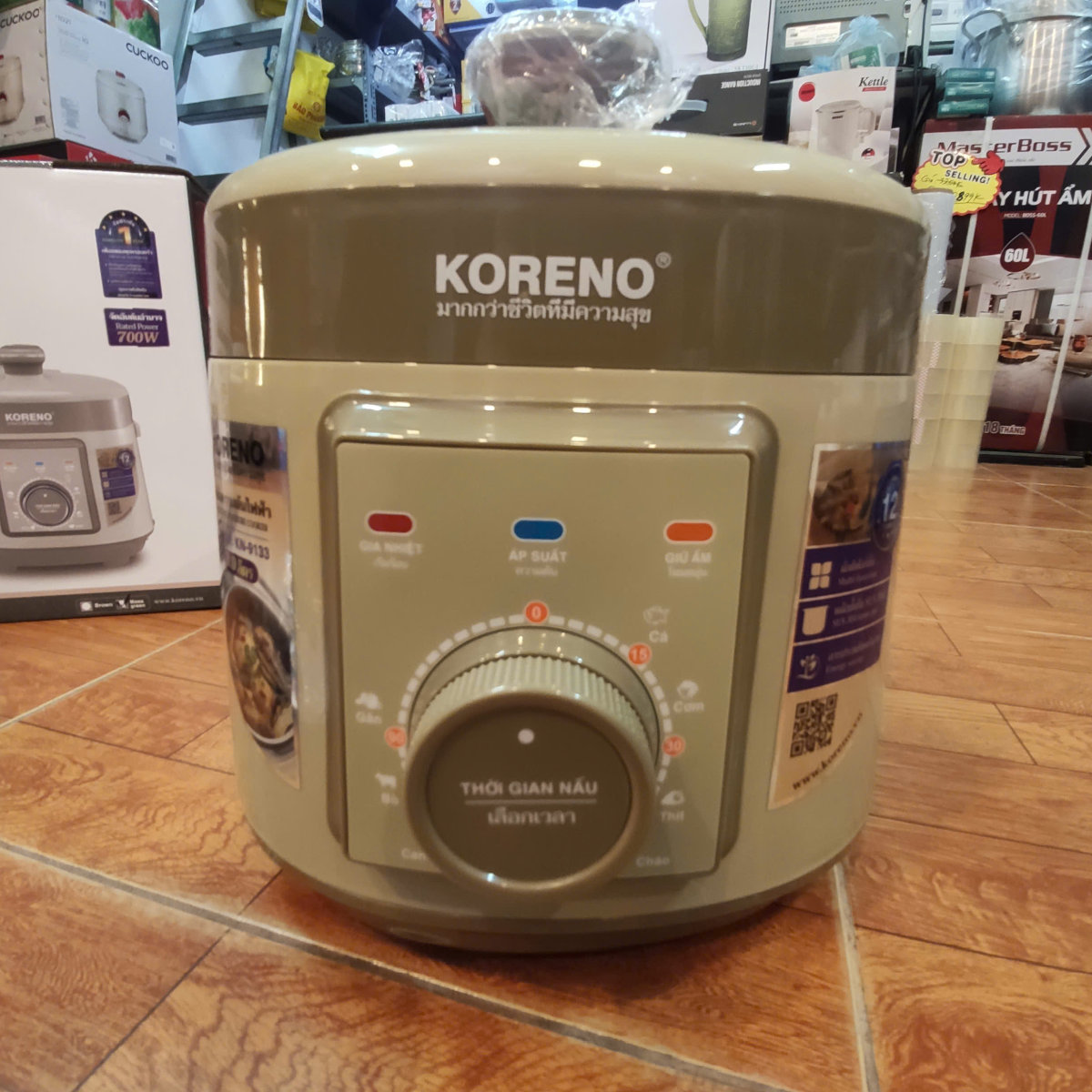 Nồi áp suất điện ruột nồi Inox 304 Koreno KN-9133 dung tích 3L