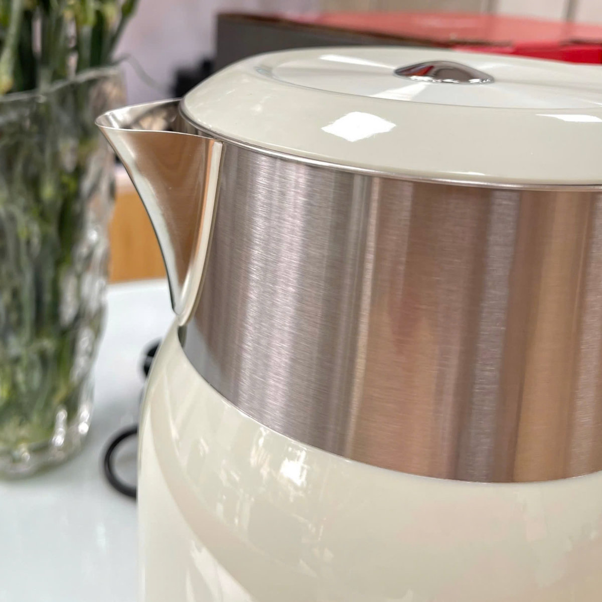 Ấm siêu tốc Inox 304 Kalpen 2200W dung tích 1.8L ủ ấm KK68