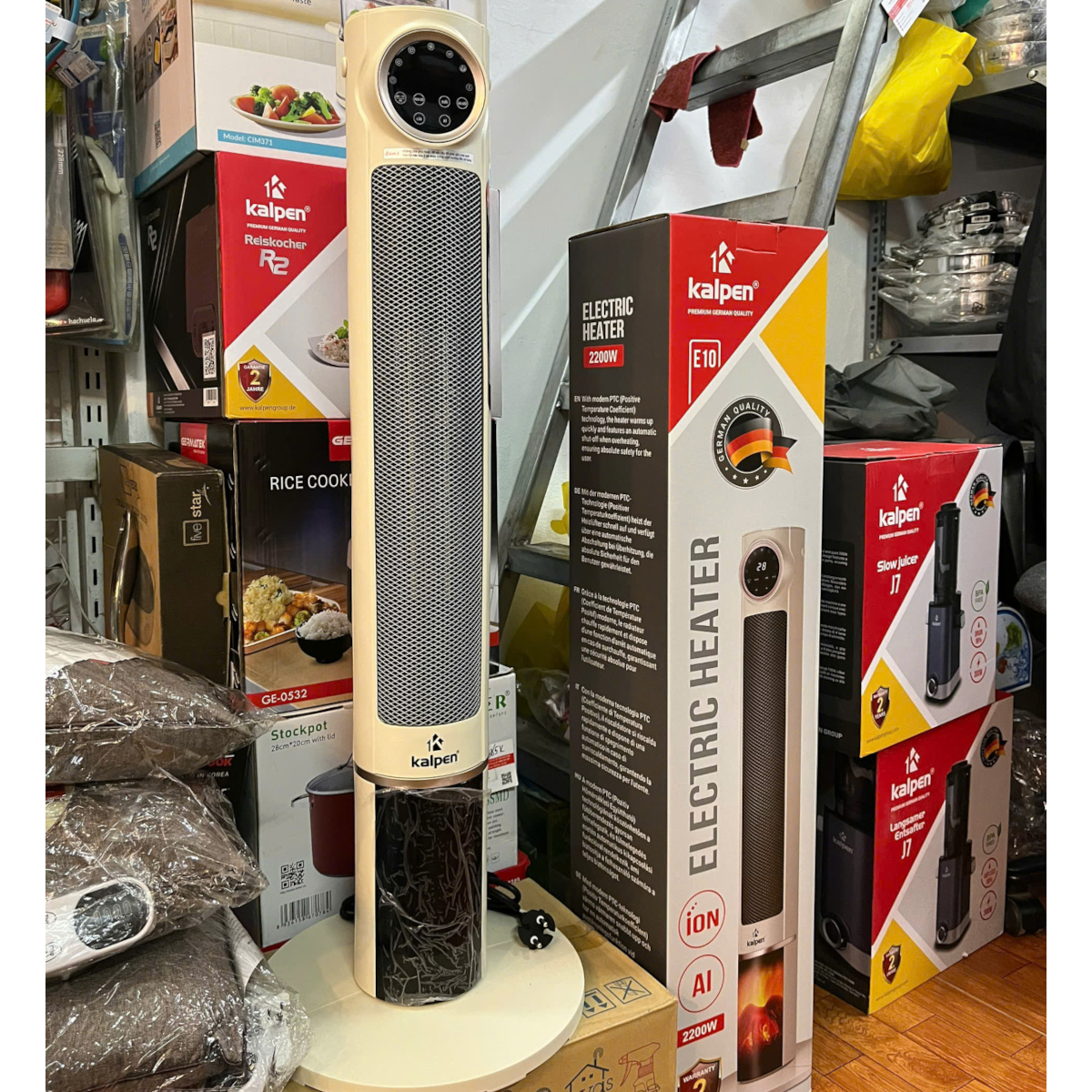 Máy sưởi gốm PTC Kalpen E10 ion diệt khuẩn 2200W kèm khiển từ xa